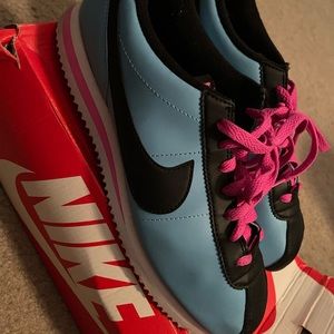 Gently worn Nike Cortez